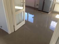 Epoxy concrete floor